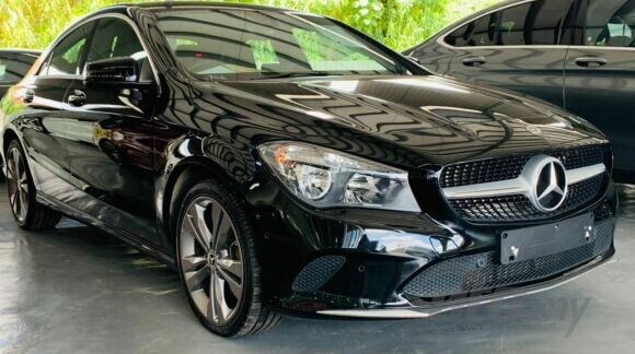 mercedes-benz cla180 1.6 sport unregister 2018 year, new stock cla 180 have 6 unit ready stock.